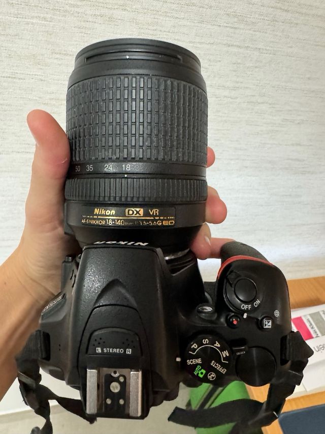 Cámara Digital Nikon D5500 Negra