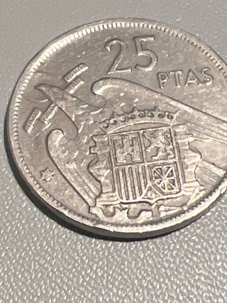 Moneda 25 Pesetas sin número en estrella