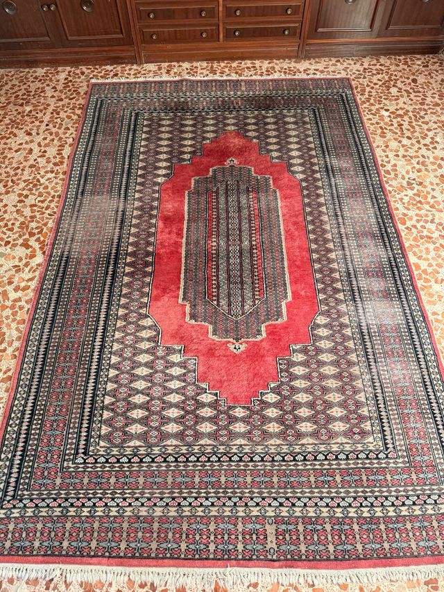 Alfombra de lana diseño tradicional