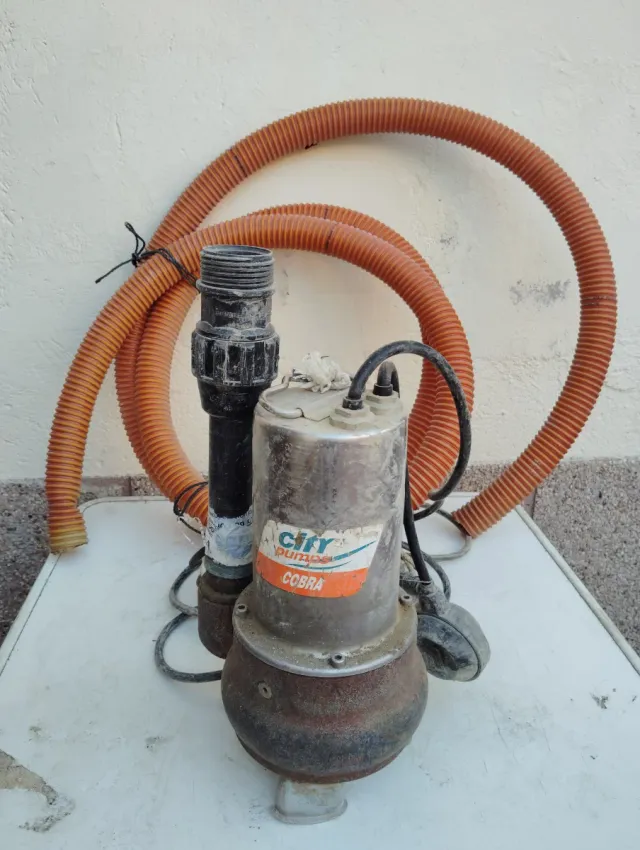 Bomba de agua achique City Cobra