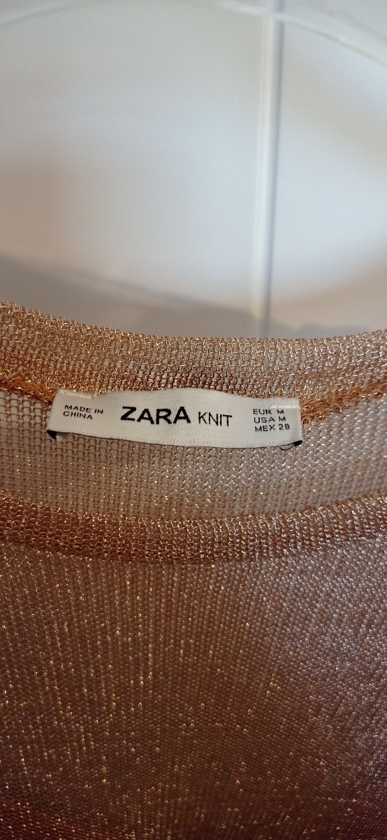 Vestido largo dorado brillante