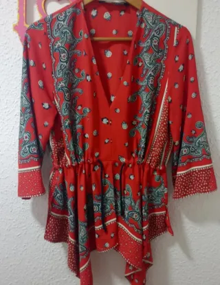 Blusa estampada Zara 