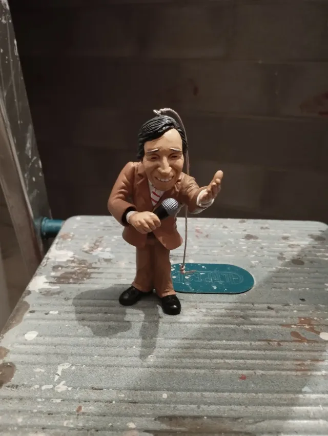 Bambola che canta Fary