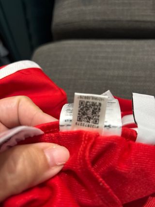 Chándal Adidas Rojo, talla 11-12 años