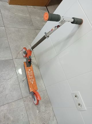 Bicicleta y Patinete Naranja