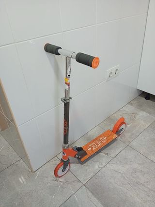 Bicicleta y Patinete Naranja