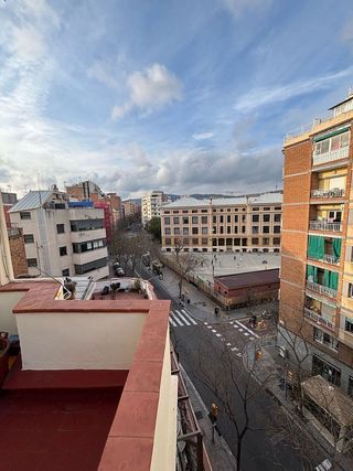Ático en alquiler en Sants-Badal en Barcelona