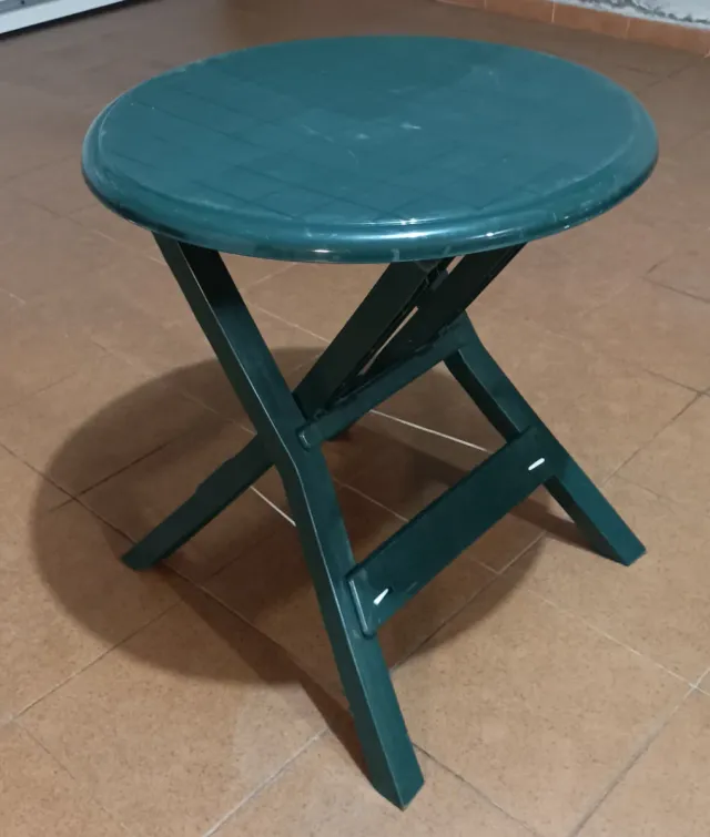 Mesa plegable terraza verde