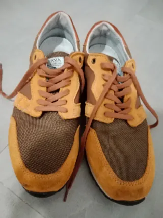 Zapatillas Pava Marrón y Amarillo Caballero