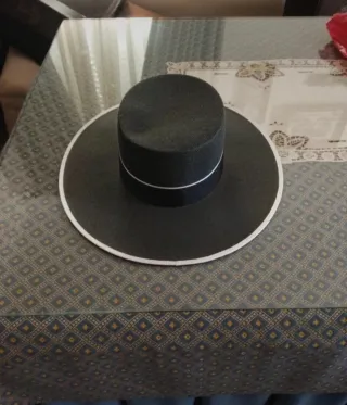 Sombrero de ala ancha