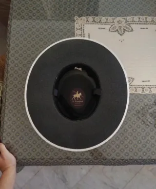Sombrero de ala ancha