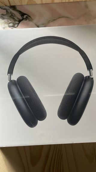 Apple AirPods Max midnight