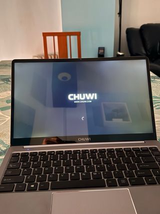 Portátil Chuwi Plata