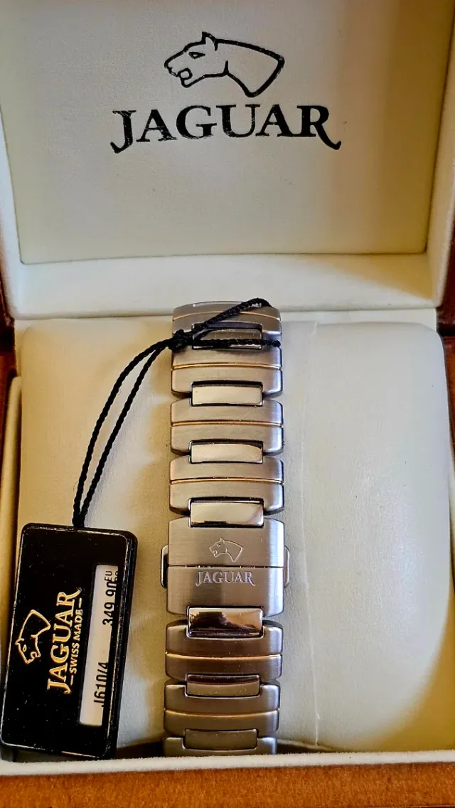 Reloj Jaguar Caballero acero y oro, SWISS MADE.