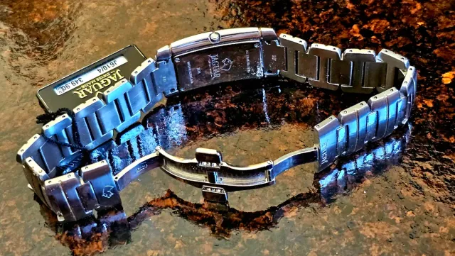 Reloj Jaguar Caballero acero y oro, SWISS MADE.