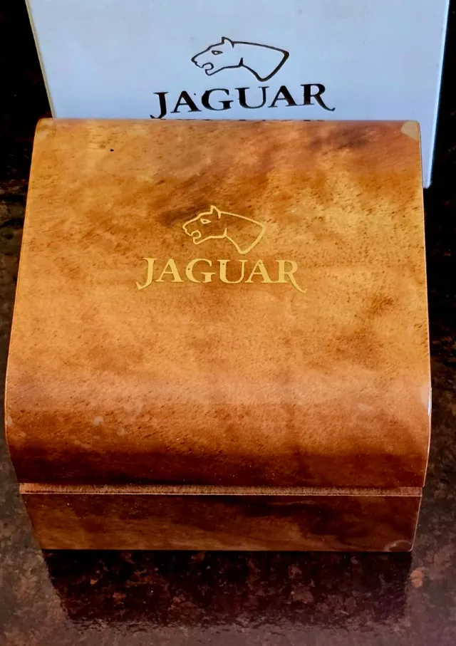 Reloj Jaguar Caballero acero y oro, SWISS MADE.