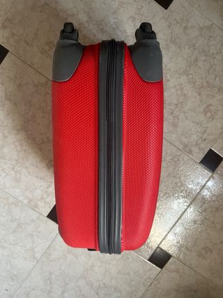 Maleta John Travel Roja