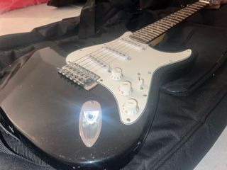 Guitarra Eléctrica