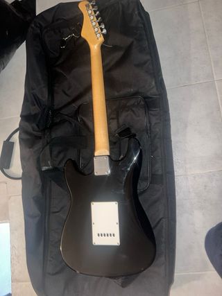Guitarra Eléctrica