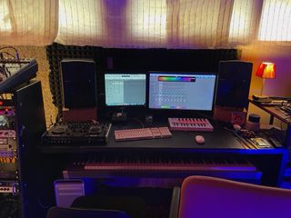 Sala de Ensayo con Capacidad de Grabación.