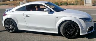 Audi TT 2011