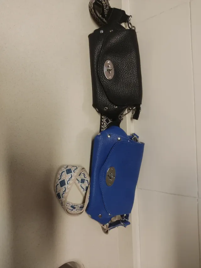 Bolso de mano mujer negro y azul