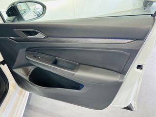 Volkswagen Golf 8 R 2021 320cv DSG