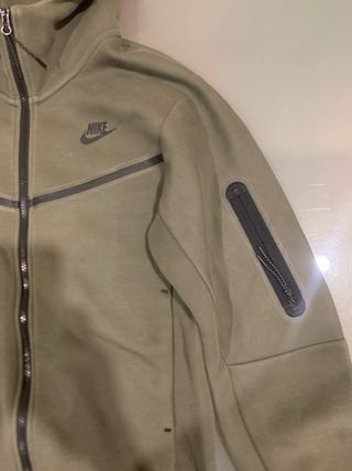 Felpa Nike Tech Verde Oliva