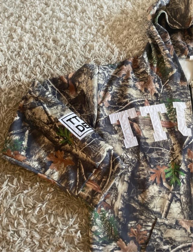 camo zip hoodie