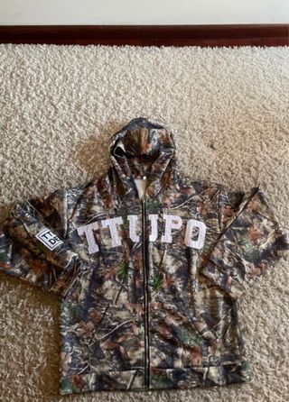 camo zip hoodie