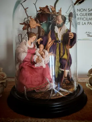 Teca fatta a mano con Natività