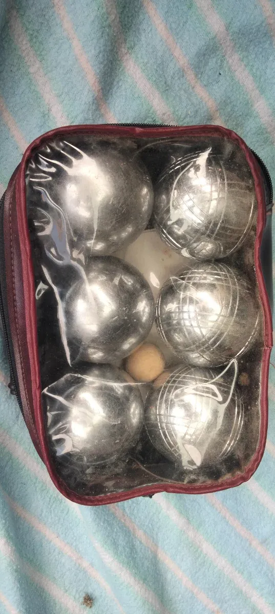 Bolas de petanca metálicas