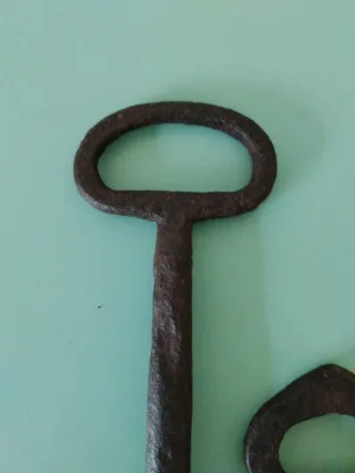 Chiavi antiche in ferro battuto,Italiane.