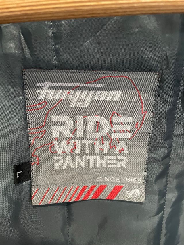 Chaqueta de moto Furygan negra