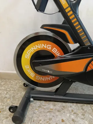 Bicicleta de spinning Vida 10 – casi nueva