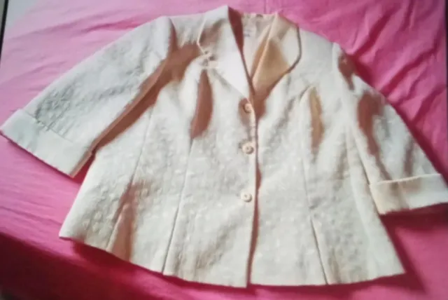 Traje chaqueta ceremonia beige