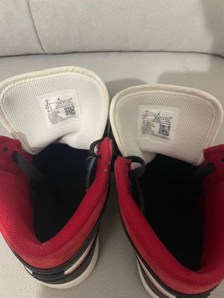 Jordan 1 Mid Rojas Usadas