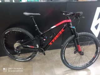 Bicicleta Trek Fuel EX 9.7