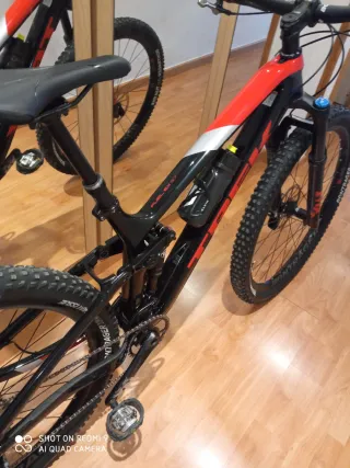 Bicicleta Trek Fuel EX 9.7