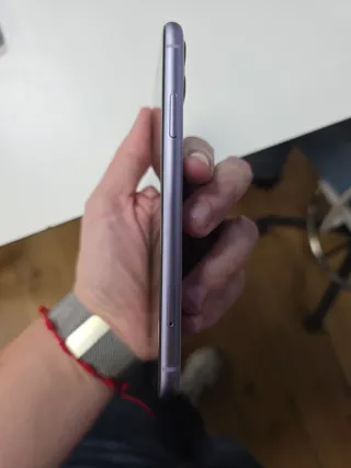 iPhone 11 64 GB viola