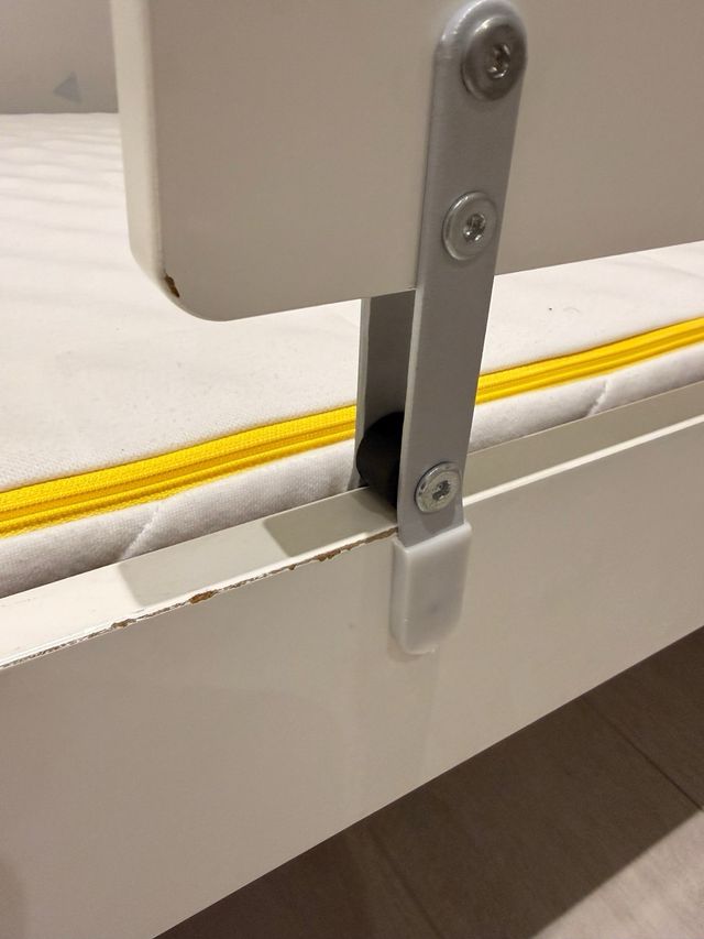 Cama infantil blanca Ikea