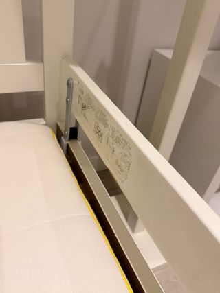 Cama infantil blanca Ikea