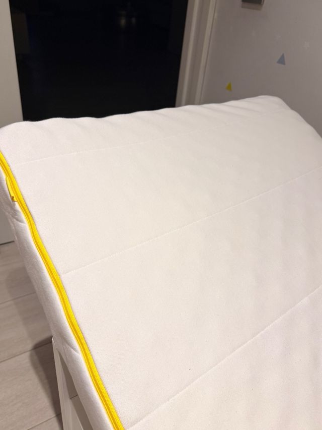 Cama infantil blanca Ikea