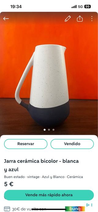 Caraffa in ceramica bicolore bianca e blu
