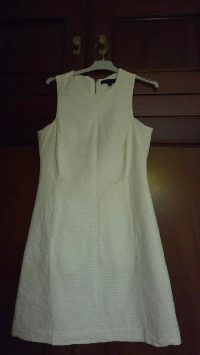Vestido Vitorio&Lucchino blanco plisado