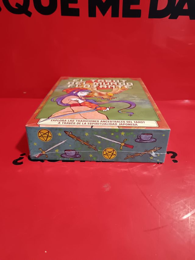 El tarot del mundo flotante