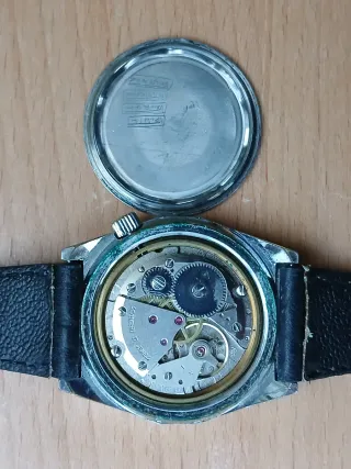 Reloj LIP Mecánico Hexagonal