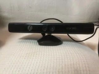 Xbox 360 completa con caja y con  juegos varios