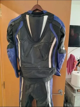 Traje de moto cuero azul carretera