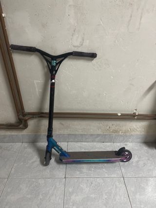 Patinete Bestial Wolf BOOSTER B18
